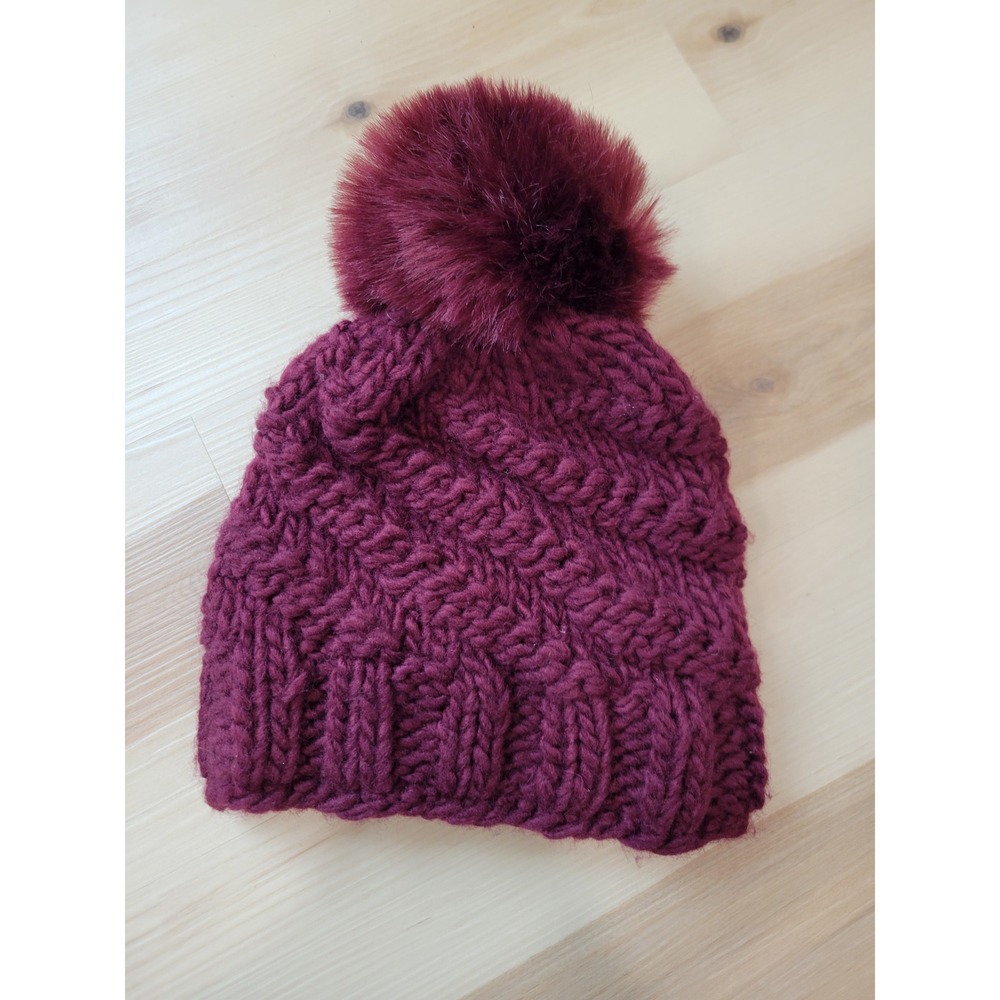 Free People Cable Knit Faux Fur Pom Beanie Burgundy One Size Après Ski